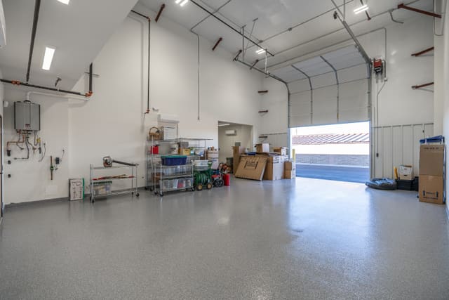 Large shop floor with a gray decorative flake coating.